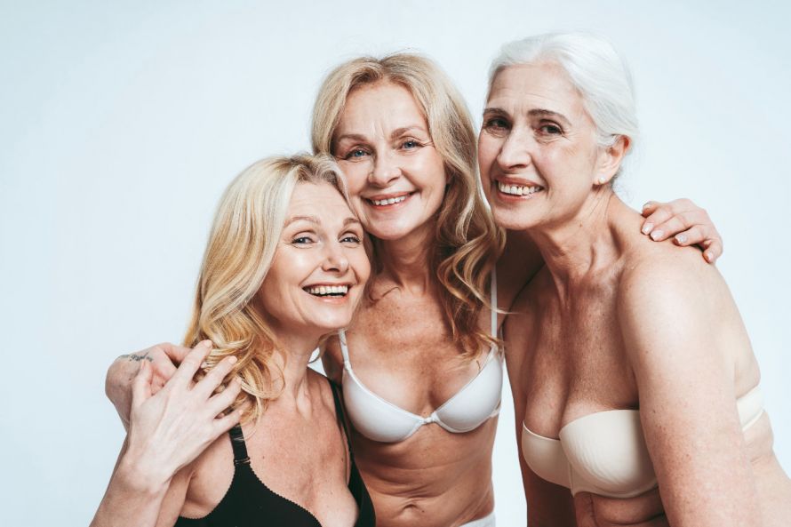 Ältere körperbewusste Frauen