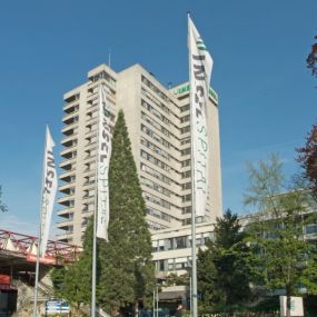 Clinic - Klaus A. Siebenrock - Insel Hospital, University Hospital Bern - exterior view