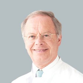 البروفيسور - توماس ب. أ. فوسترو - أخصائيي الأنف والأذن والحنجرة - 