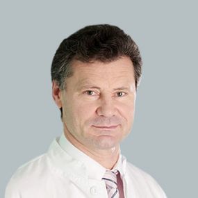 Dr. - Gregor  Ostrowski - جراحة العمود الفقري - 