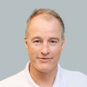 Dr. - Thomas Riester - Gefäßchirurgie - 